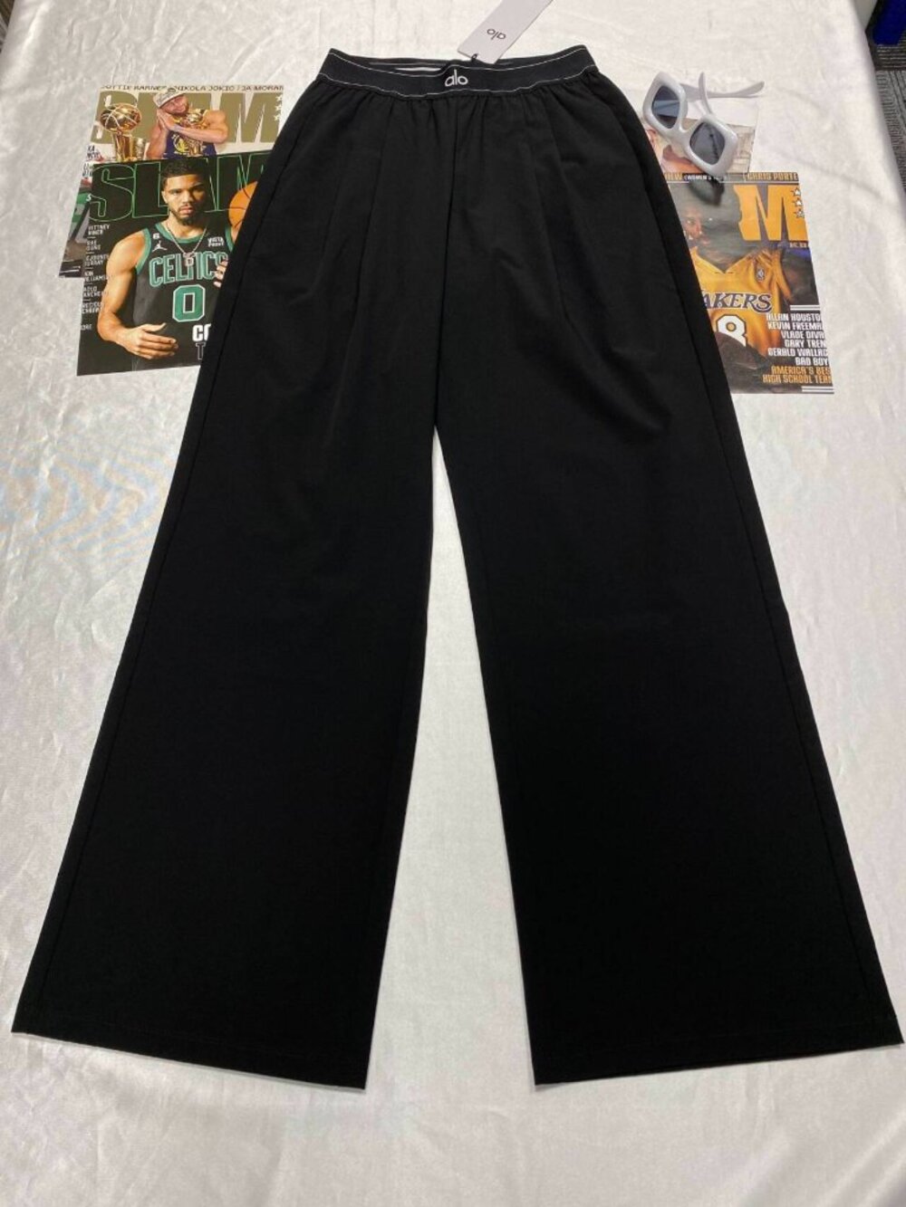 😊ALO Yoga Suit Up Trouser|Wide Leg Pants|Regular 30” Inseam😍M Only| Limited - Picture 2 of 8